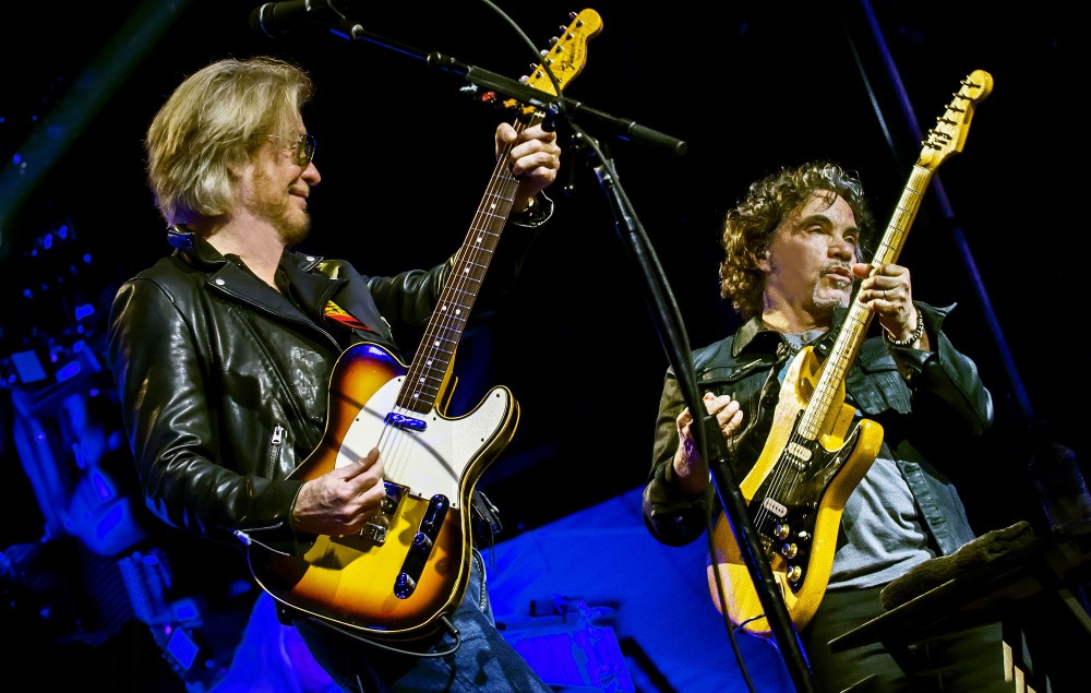 Hall & Oates on tour. Credit: Stuart Berg