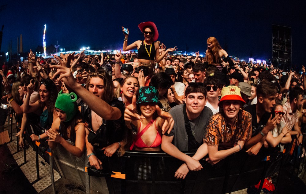 The brilliant people on the front row for Disclosure at Reading 2021. (Photo: Andy Ford)
