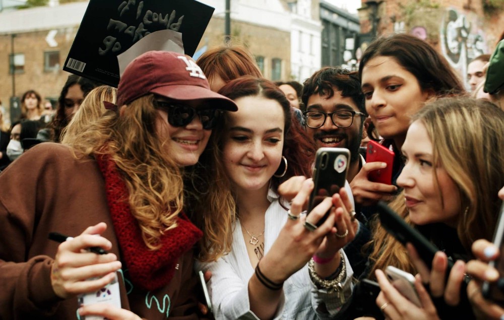 Girl In Red and her big black bus take over Boxpark in London for a special London fan event. Credit: NME/Still