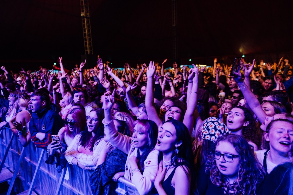 The crowd for Blossoms at the Liverpool Sefton Park COVID pilot gig. Credit: Ben Bentley for NME