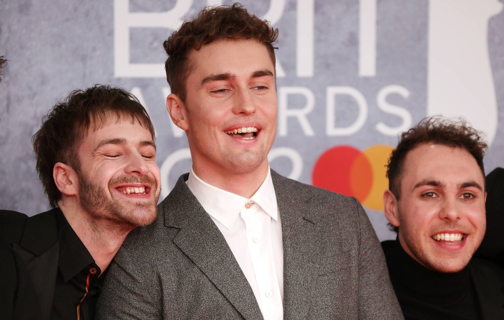 Sam Fender (C) and his band attend The BRIT Awards 2022 at The O2 Arena on February 08, 2022 in London, England. (Photo by JMEnternational/Getty Images)