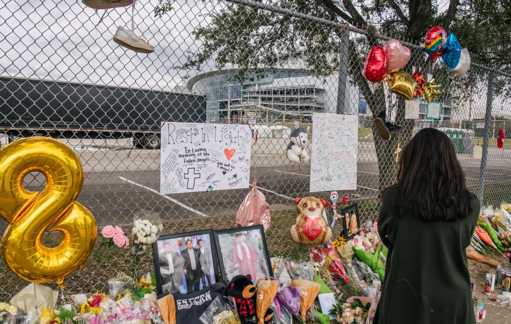 A memorial set up for Astroworld victims. Credit: Brandon Bell/Getty Images