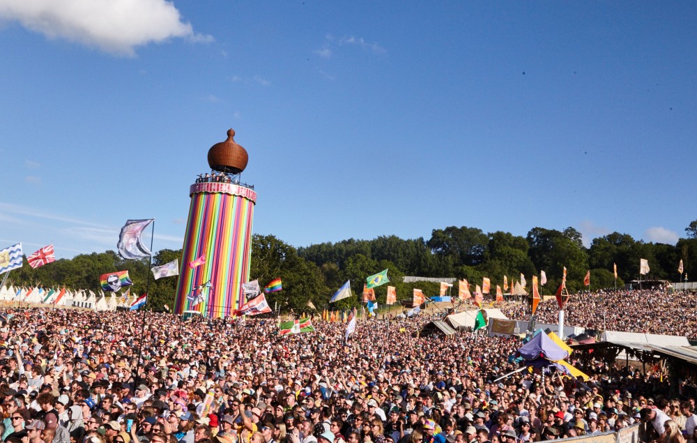 The crowd for Jack White's secret Glastonbury 2022 set.. Credit: Eva Pental for NME