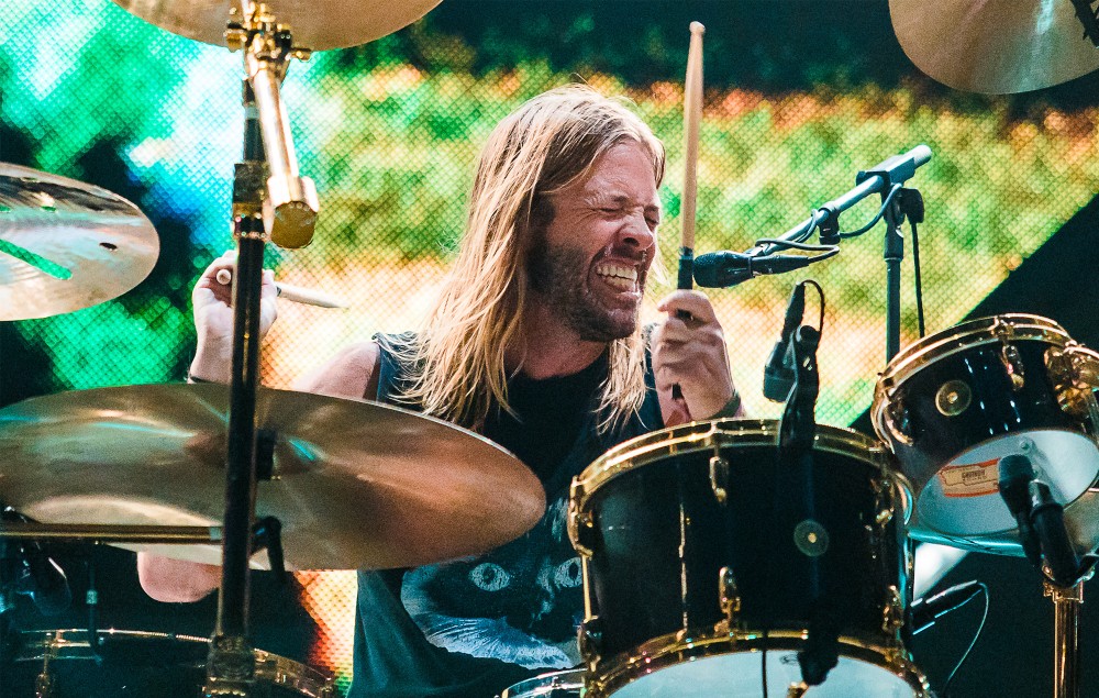 Foo Fighters drummer Taylor Hawkins dead