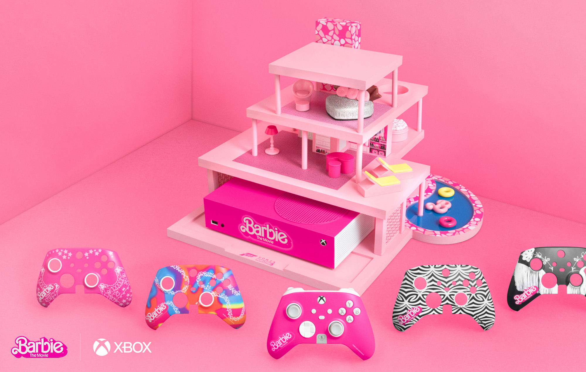 Custom Barbie Xbox Series S. Credit: Xbox Game Studios.