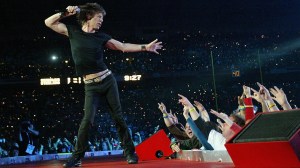 DETROIT - FEBRUARY 05:  Musician Mick Jagger of The Rolling Stones perform during the 