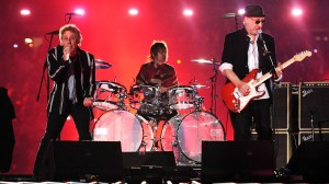 MIAMI GARDENS, FL - FEBRUARY 07:  (L-R) Musicians Roger Daltrey, Zak Starkey and Pete Townshend of The Who perform onstage during the Super Bowl XLIV Halftime Show at the Sun Life Stadium on February 7, 2010 in Miami Gardens, Florida.  (Photo by Kevin Mazur/WireImage)