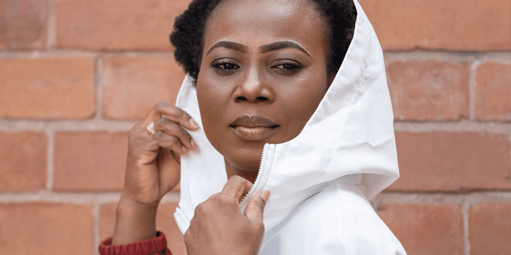 Ewura Abena Releases Inspiring "Warrior" Music Video