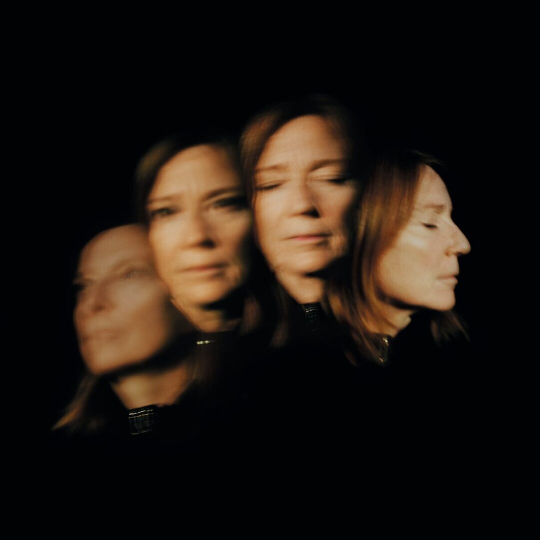 beth gibbons - lives outgrown