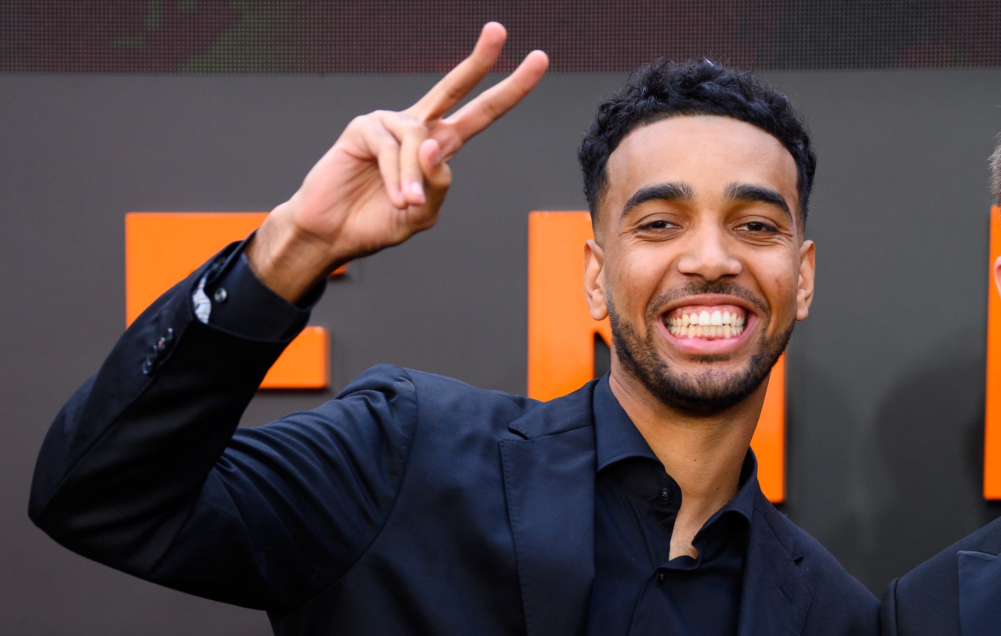 Niko Omilana