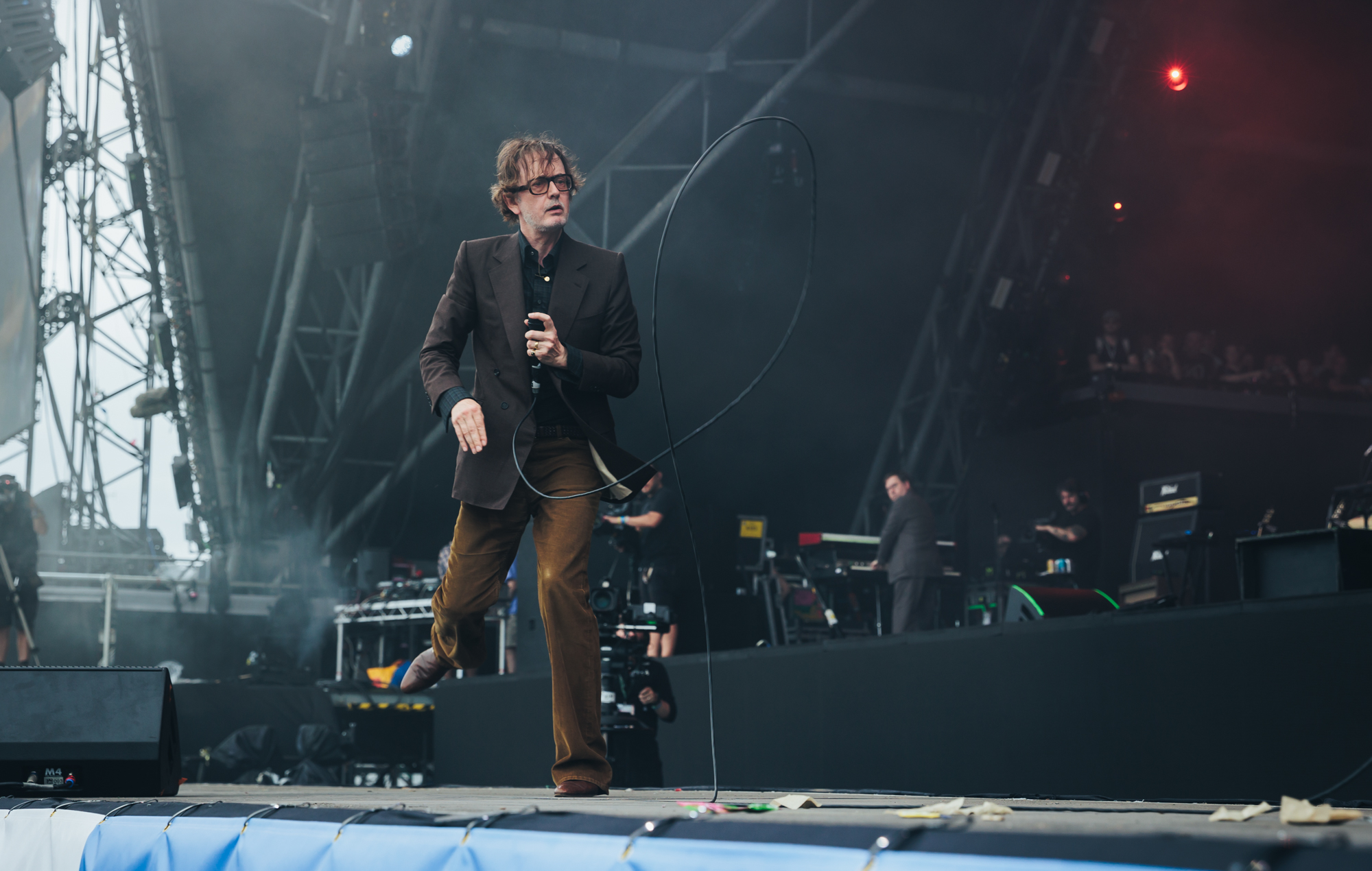 Jarvis Cocker performs with Pulp at Glastonbury 2025, photo by Andy Ford